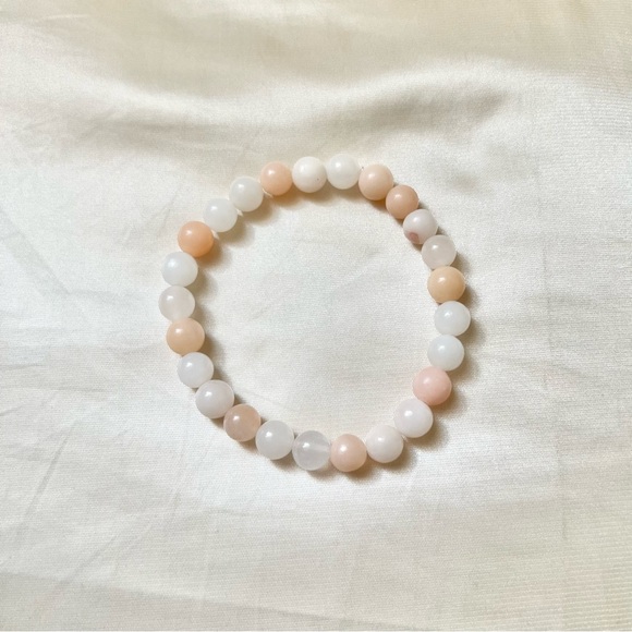 New: 8mm Handmade Pink Aventurine Natural Crystal Bead Bracelet - Picture 2 of 2